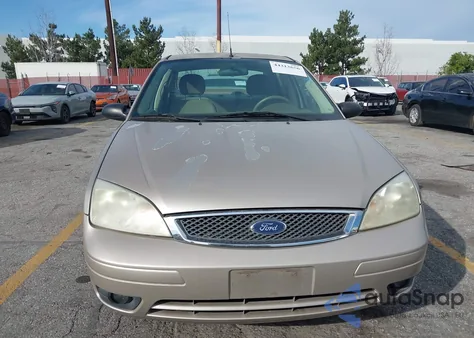 2006 Ford Focus Zx4 из США, поврежденный, VIN 1FAFP34N86W178571